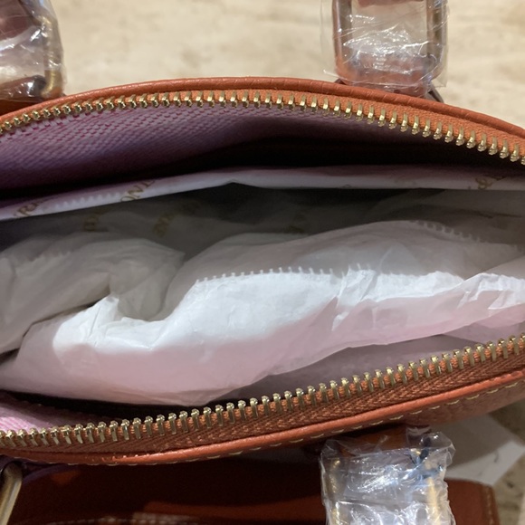 NWT Dooney and Bourke burnt orange pebbles leather set - Picture 4 of 5